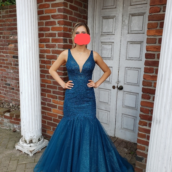 Prom Dress - Picture 7 of 10